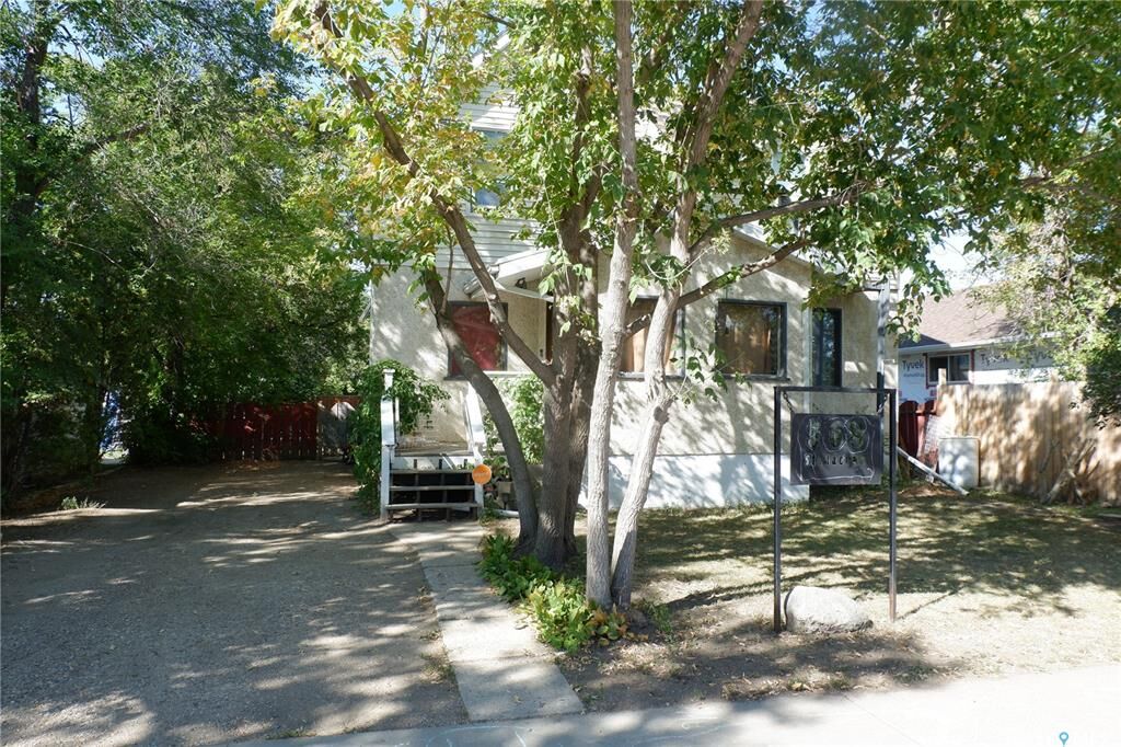 Photo de la propriété:  568 Stadacona Street W  SK S6H 1Z9 