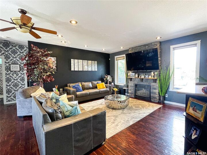Property Photo: 33 Bridger Drive SK S9X 1Z9
