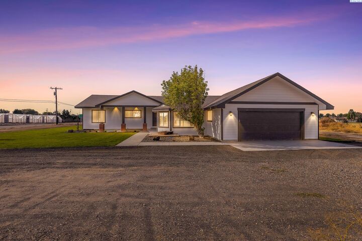 1606 Road 68  Pasco WA 99301 photo