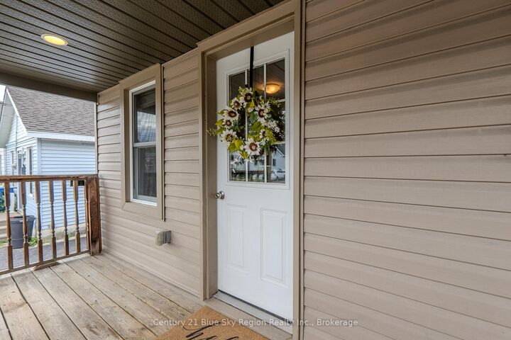 Photo de la propriété: 459 King Street W ON P1B 6A1