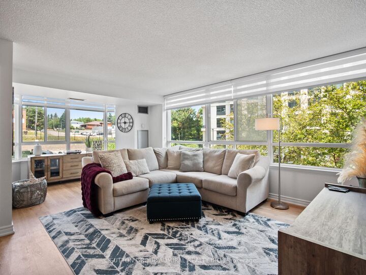 Property Photo:  270 Davis Drive 204  ON L3Y 8K2