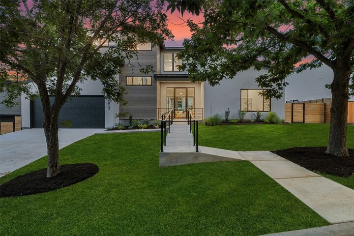 2603 Rockingham Drive  Austin TX 78704 photo