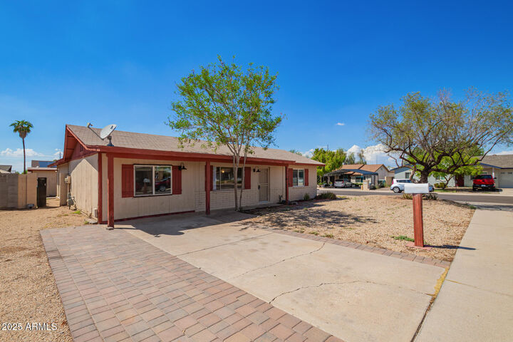 Property Photo: 18240 N 34th Drive AZ 85053