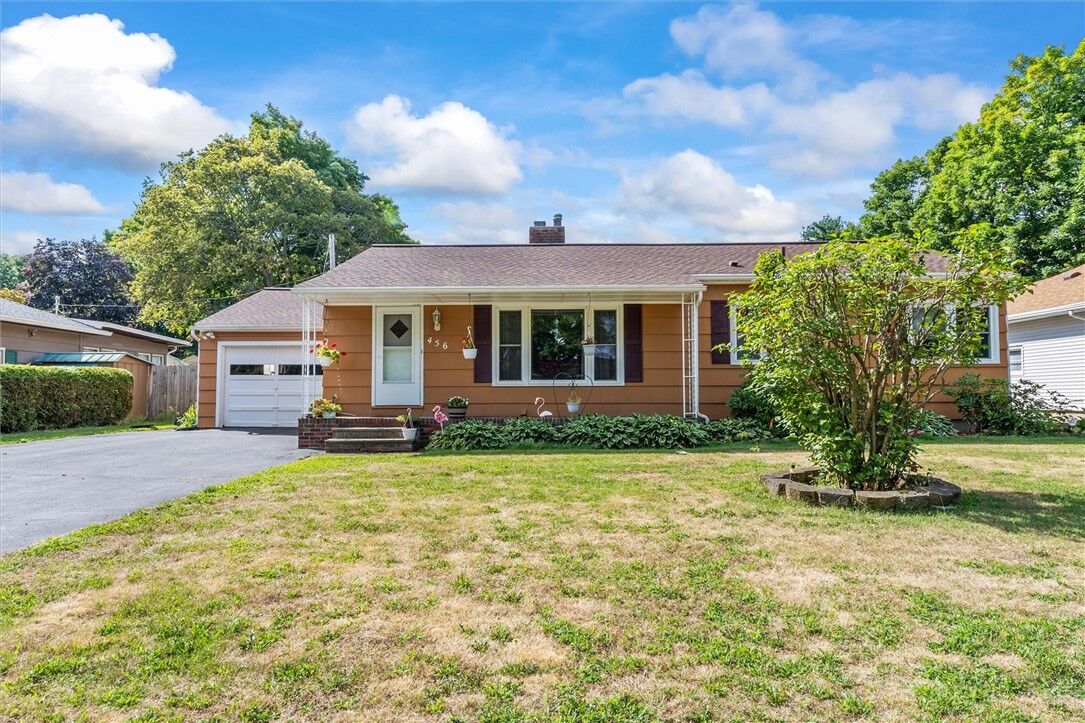 Property Photo:  456 Brookview Drive  NY 14617 