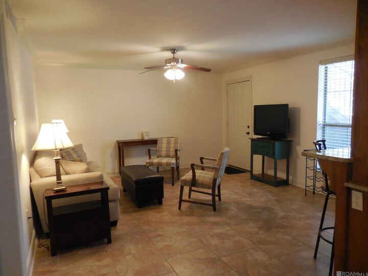 Property Photo:  1290 Park Blvd #129  LA 70806 