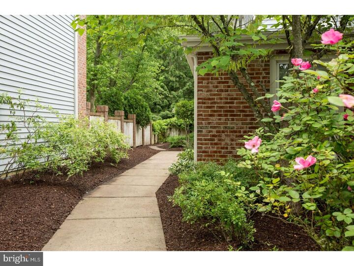 Property Photo: 17 Stonebridge Lane NJ 08540