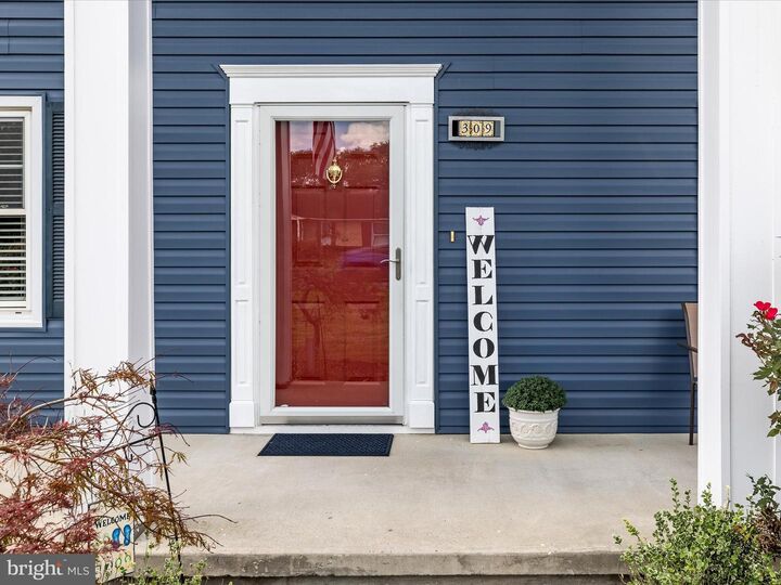 Property Photo: 309 Fredericktowne Drive VA 22655
