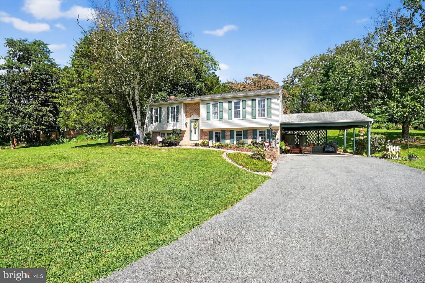 Property Photo: 224 Old Liberty Road MD 21784