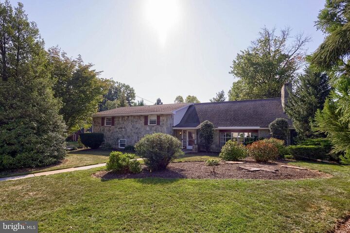 310 Cedar Avenue  Hershey PA 17033 photo