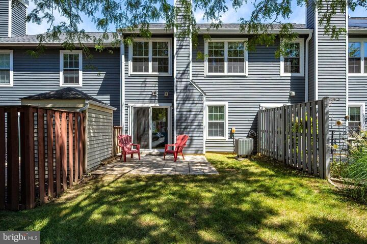 Property Photo: 4 Mizzen Court MD 21403