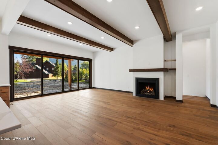 Property Photo: 11 Alpenrose Ln ID 83864