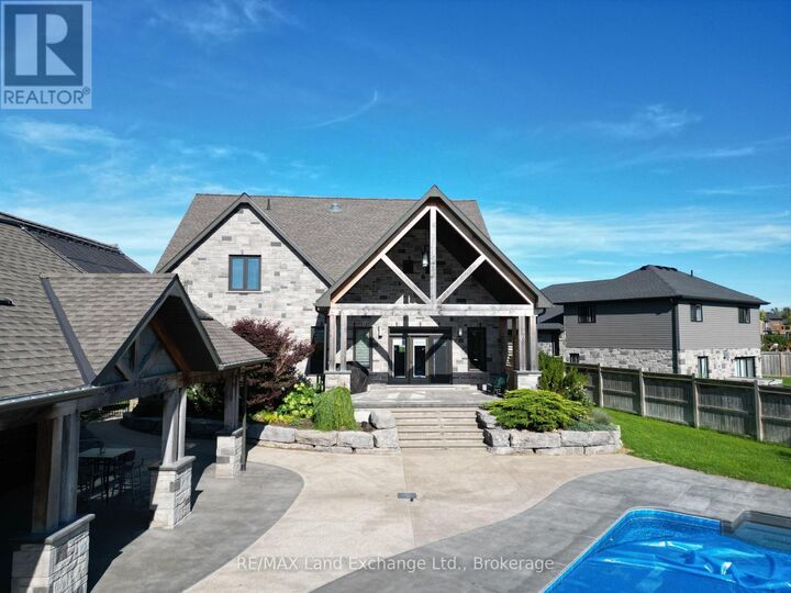 Property Photo:  24 Lakefield Drive  ON N2Z 2N8 