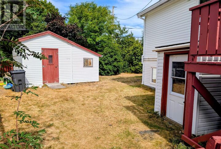 Property Photo:  5 Groves Place  NL A1N 1E9 