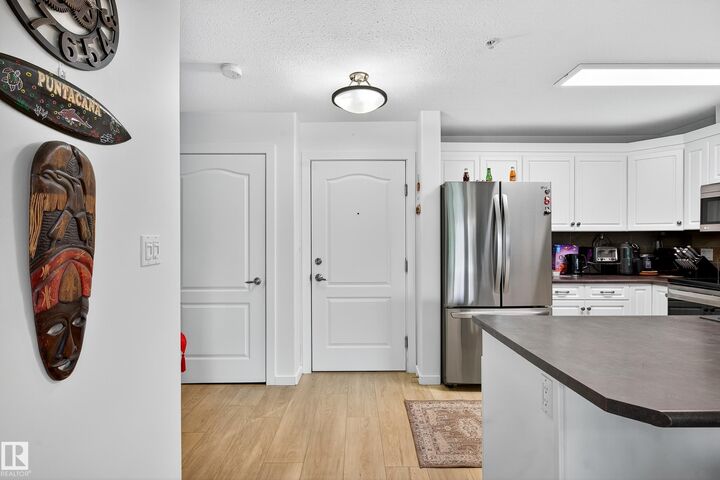 Property Photo:  278 Suder Greens Drive NW 226  AB T5T 6V6 