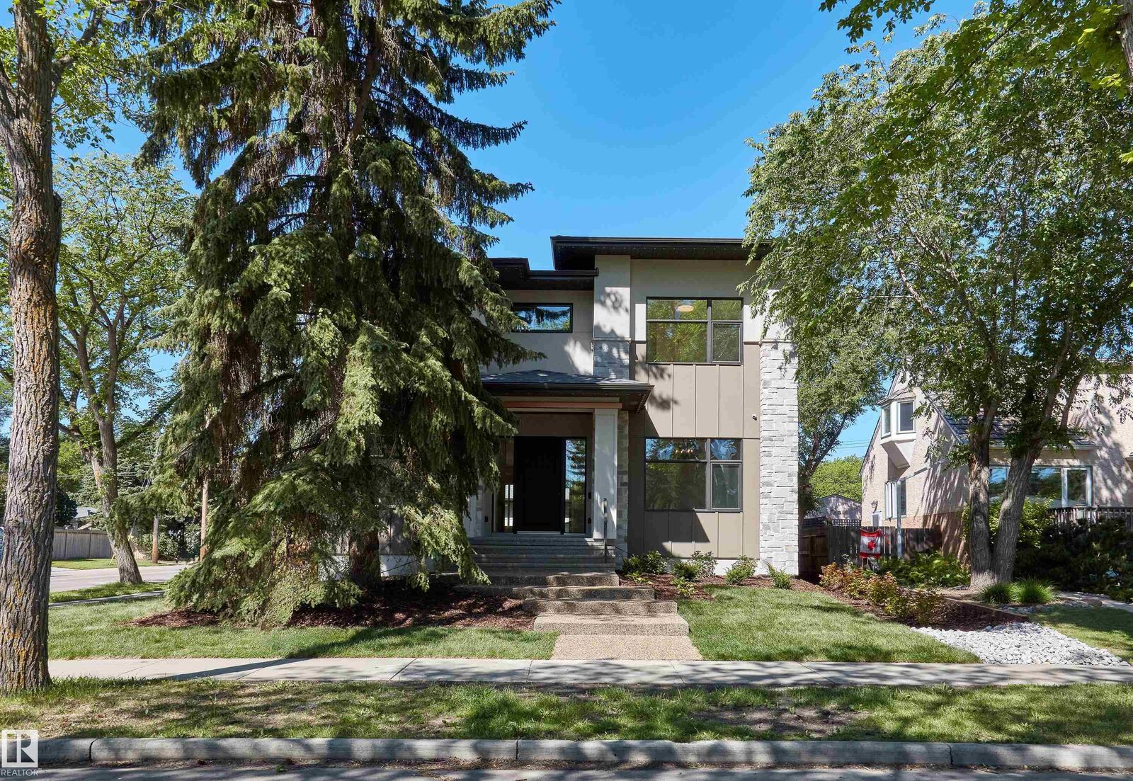 Property Photo: 9704 146 Street NW AB T5N 2Z4
