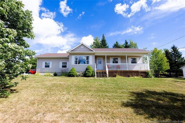 Property Photo: 4 Hayward Court NB E3A 0A4