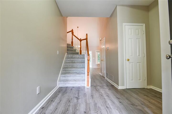 Property Photo: 362 Inwood Trail GA 30043