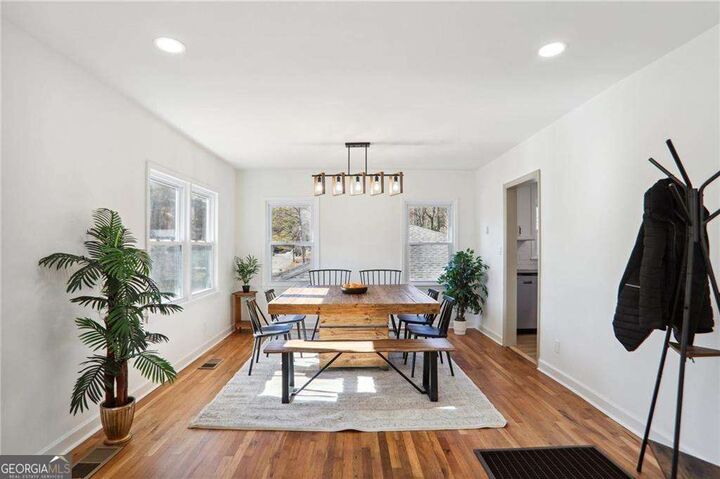 Property Photo:  1687 Porter Drive NW  GA 30314 