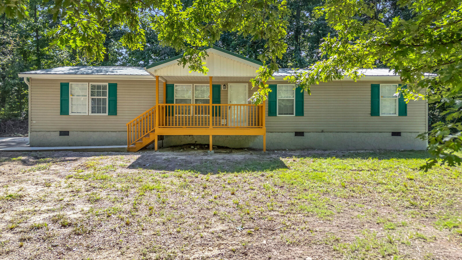 Property Photo: 864 Ponderosa Drive TN 37379