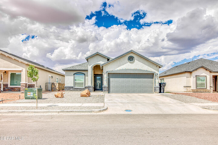 15141 Composition Avenue  El Paso TX 79938 photo