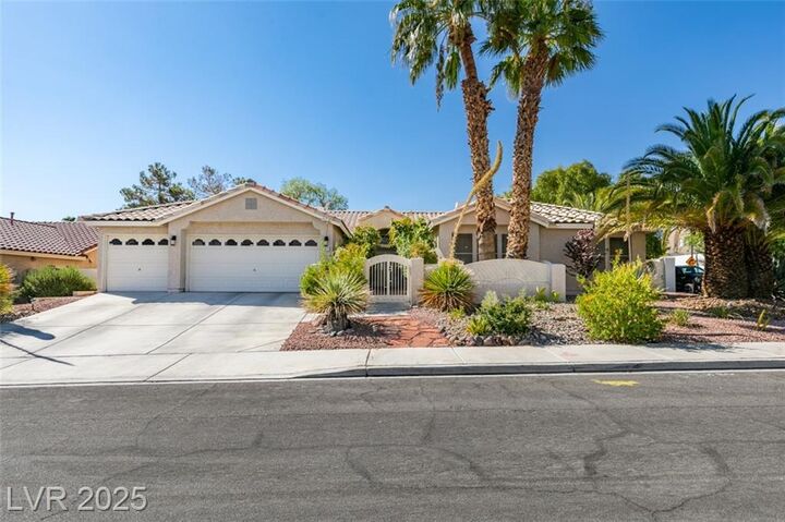 7813 Waterfalls Avenue  Las Vegas NV 89128 photo