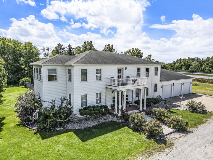 Property Photo: 928 N Calumet Avenue IN 46304