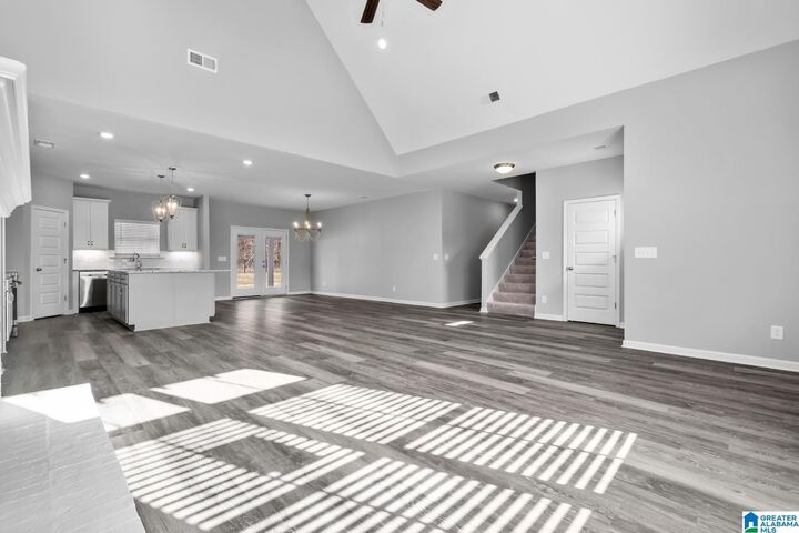 Property Photo: 109 Townmoor Lane AL 35147