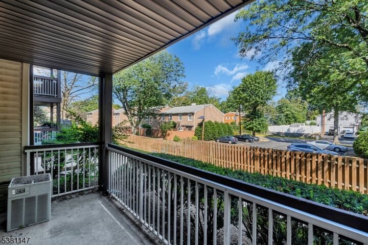 Property Photo:  404 Newport Ct  NJ 08863 