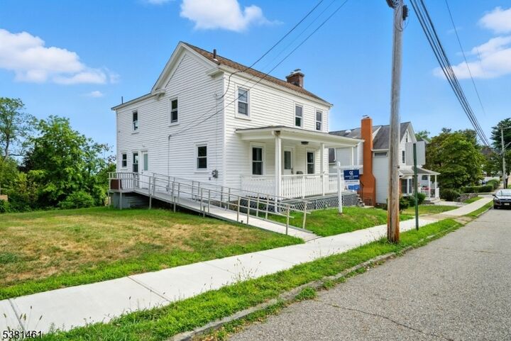Property Photo:  411 William St  NJ 07005 