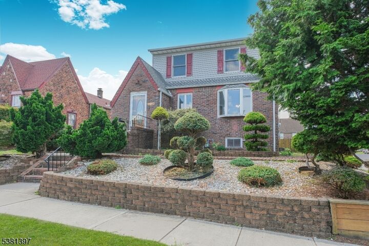 Property Photo: 2112 Gless Ave NJ 07083