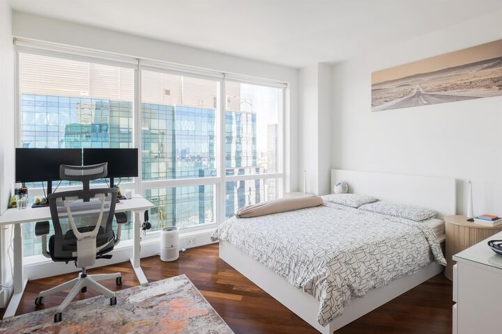 Property Photo:  77 Hudson St Ph4807  NJ 07302 