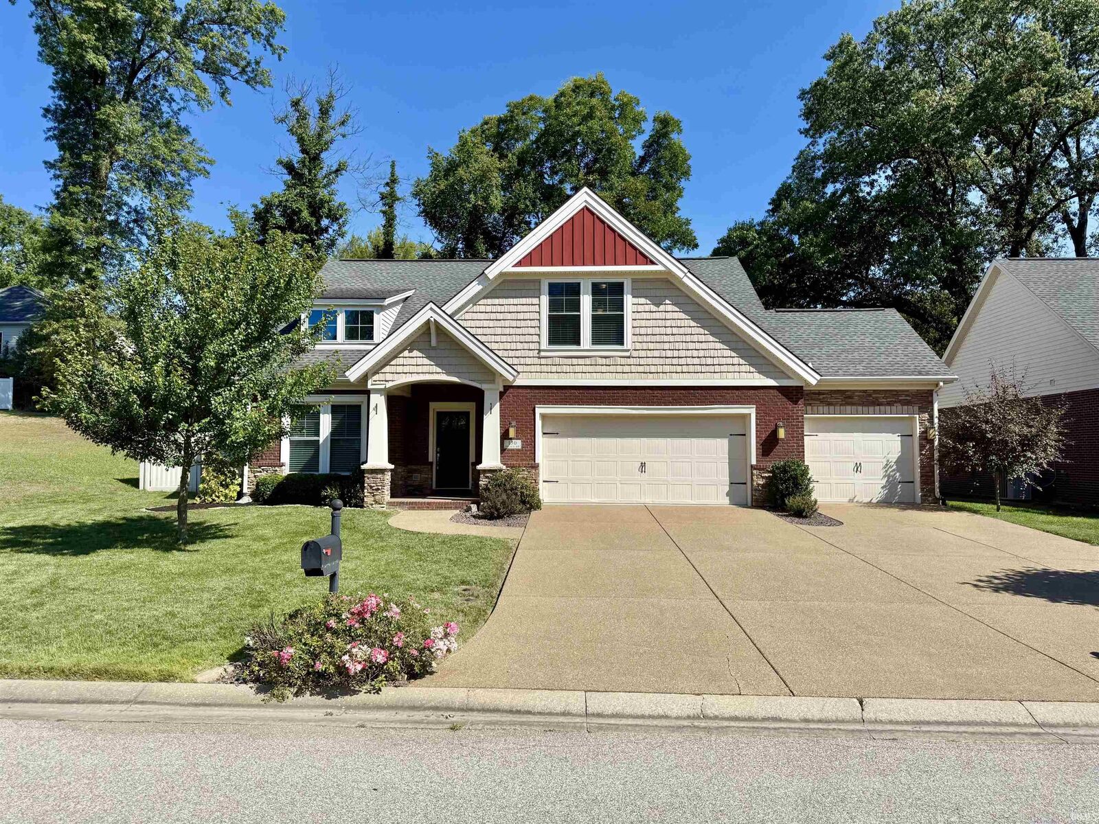 Property Photo:  130 Palace Drive  IN 47711 