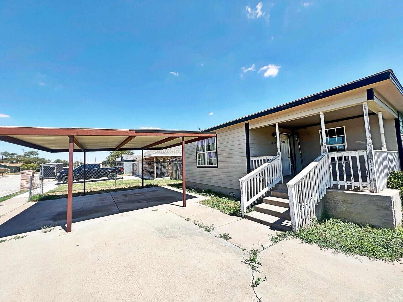 Property Photo:  1709 Teak Avenue  TX 79403 