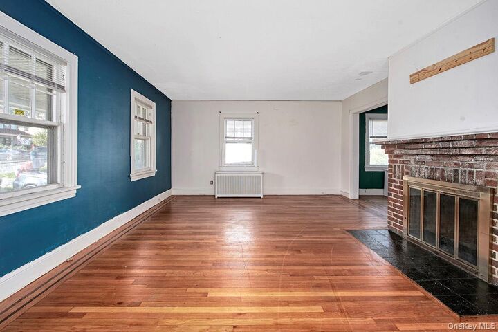 Property Photo: 232 Chatterton Parkway NY 10606