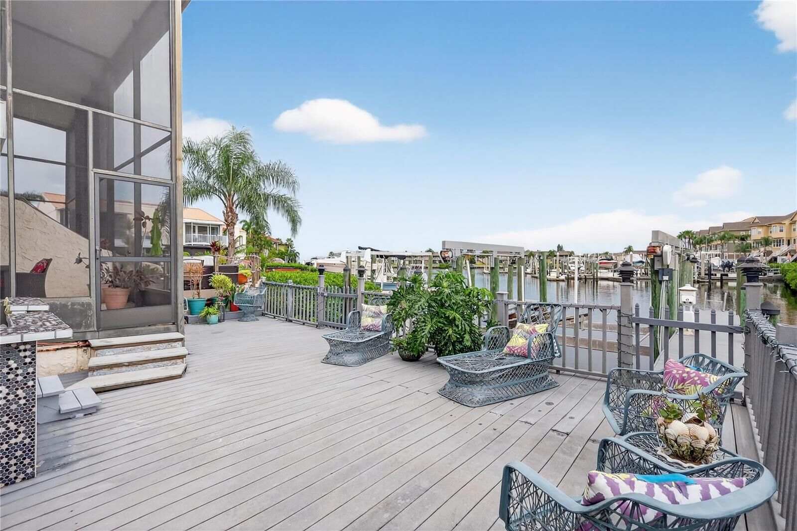 Property Photo:  4201 Fogcutter Court  FL 33615 