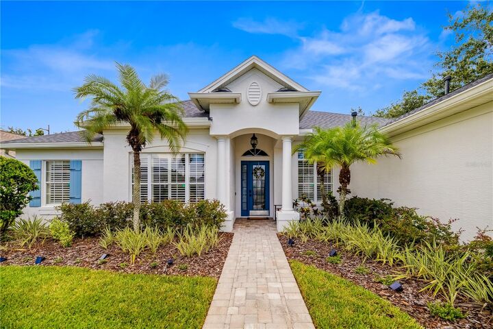 Property Photo: 8307 Planters Knoll Terrace FL 34201