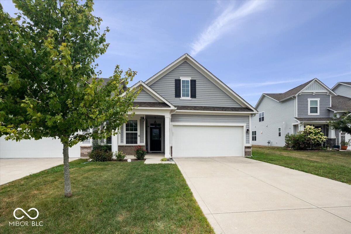 Property Photo: 6212 Colonial Drive IN 46075
