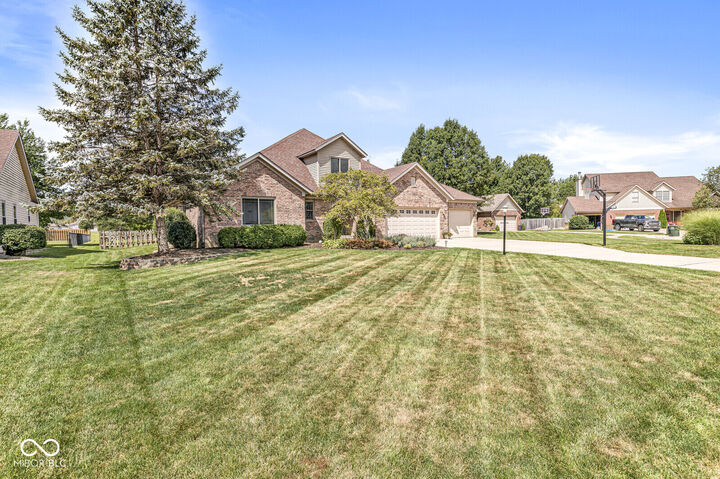 Property Photo: 1518 Pippin Court IN 46140