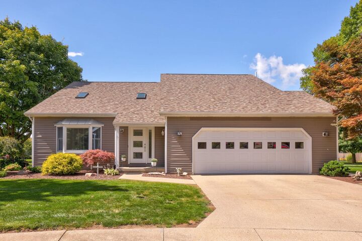 Property Photo: 6 Rupprecht Court MI 48734