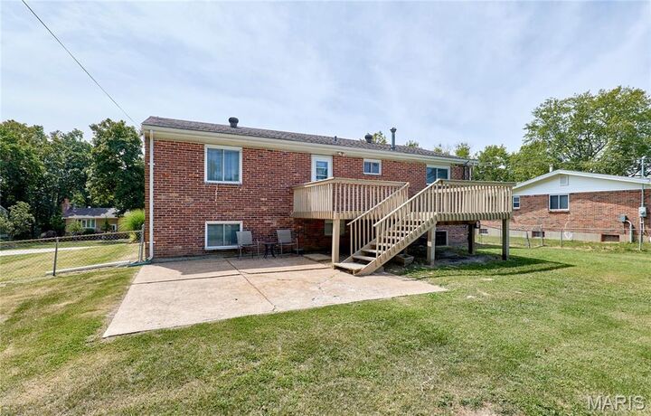 Property Photo: 1043 Carole Lane MO 63021
