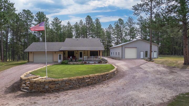 Property Photo: 25582 Last Stand Road SD 57730