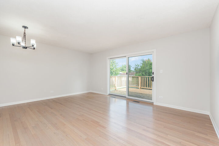 Property Photo:  8170 Northway Drive  IL 60133 