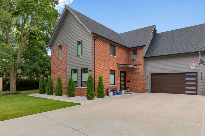 Property Photo: