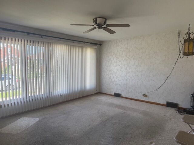 Property Photo: 5353 S Moody Avenue IL 60638