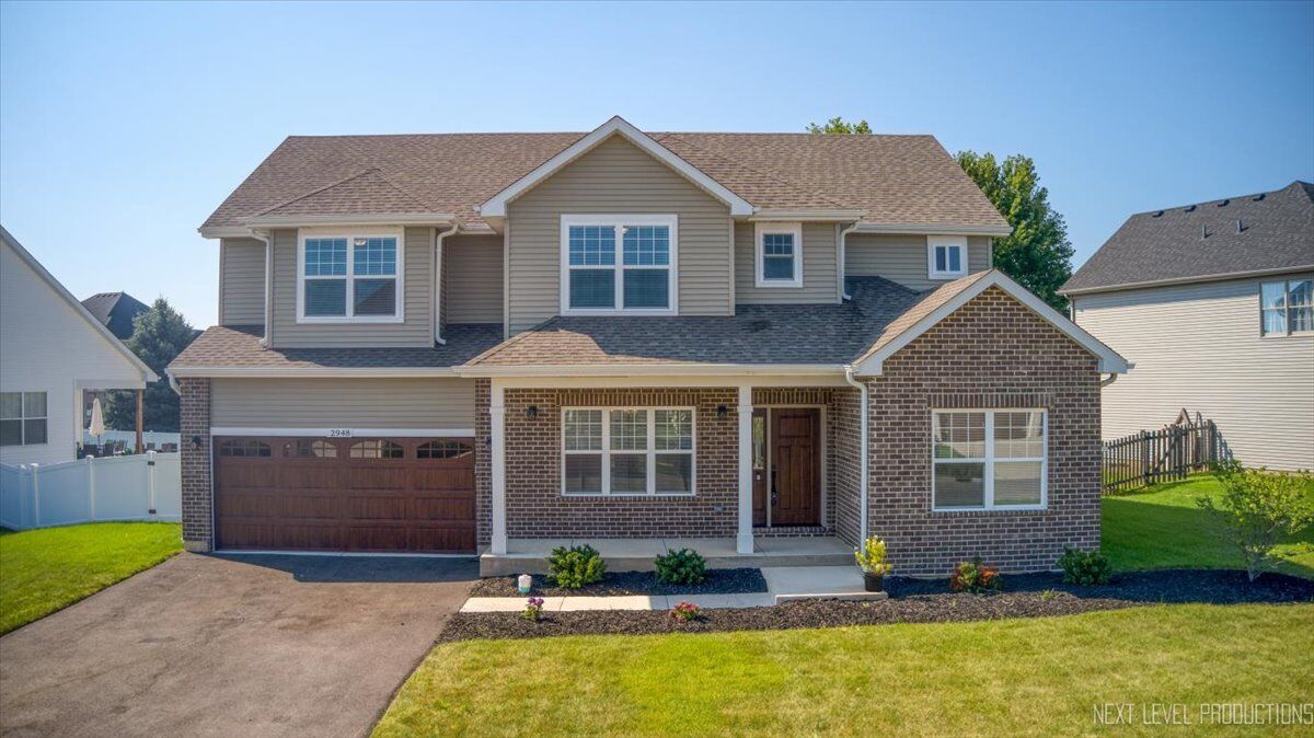 Property Photo: 2948 Old Glory Drive IL 60560