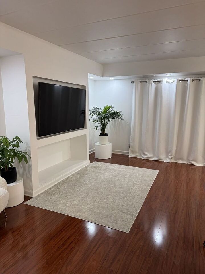 Property Photo: 9609 S Austin Avenue 1E IL 60453