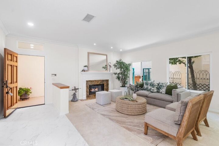 Property Photo: 2562 Woodbury Drive CA 90503