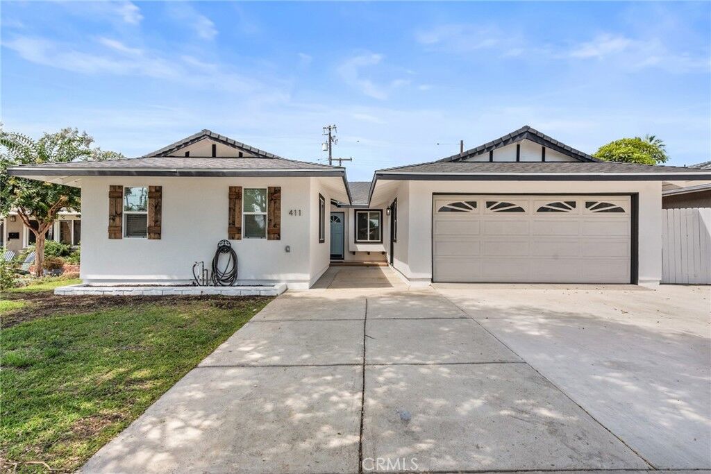 Property Photo:  411 Holgate Street  CA 90631 