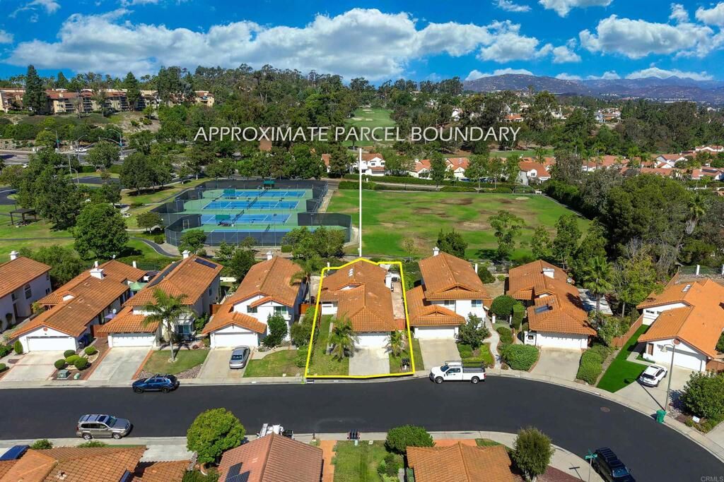 Property Photo: 15662 Caminito La Torre CA 92128