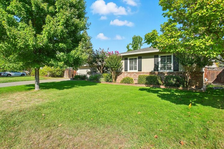 Property Photo: 4040 Cayente Way CA 95864